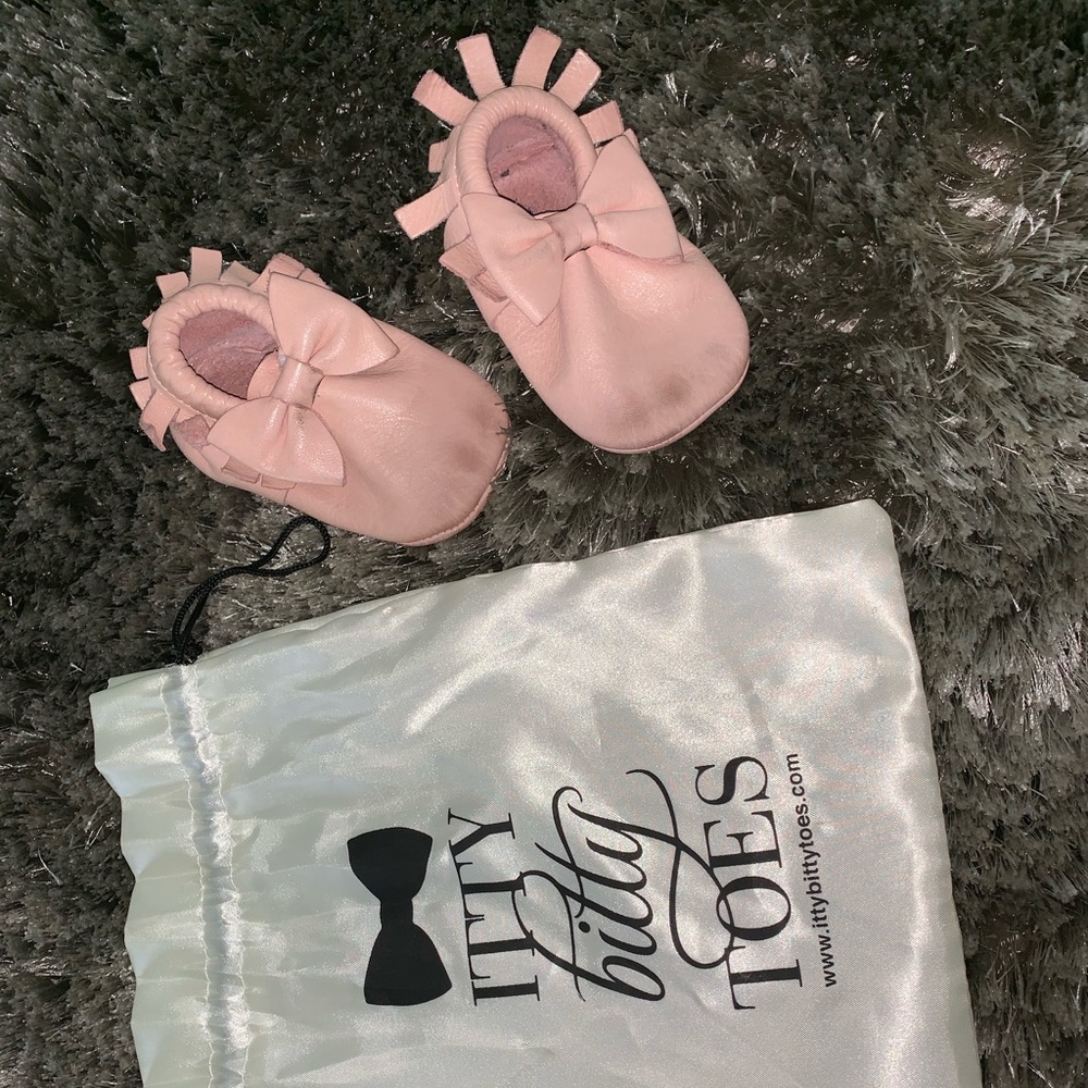 IttyBittyToes Blush Moccasins